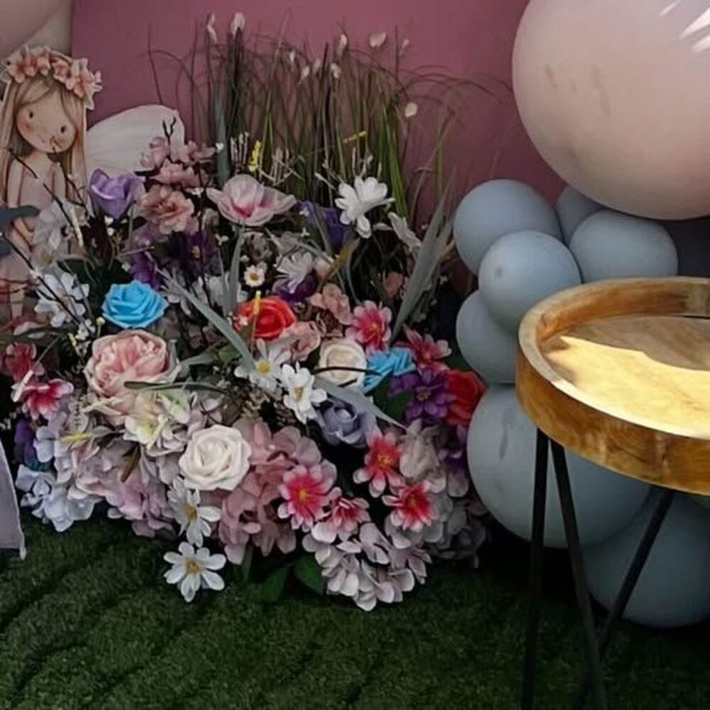 Floor floral arrangement for fairy first party